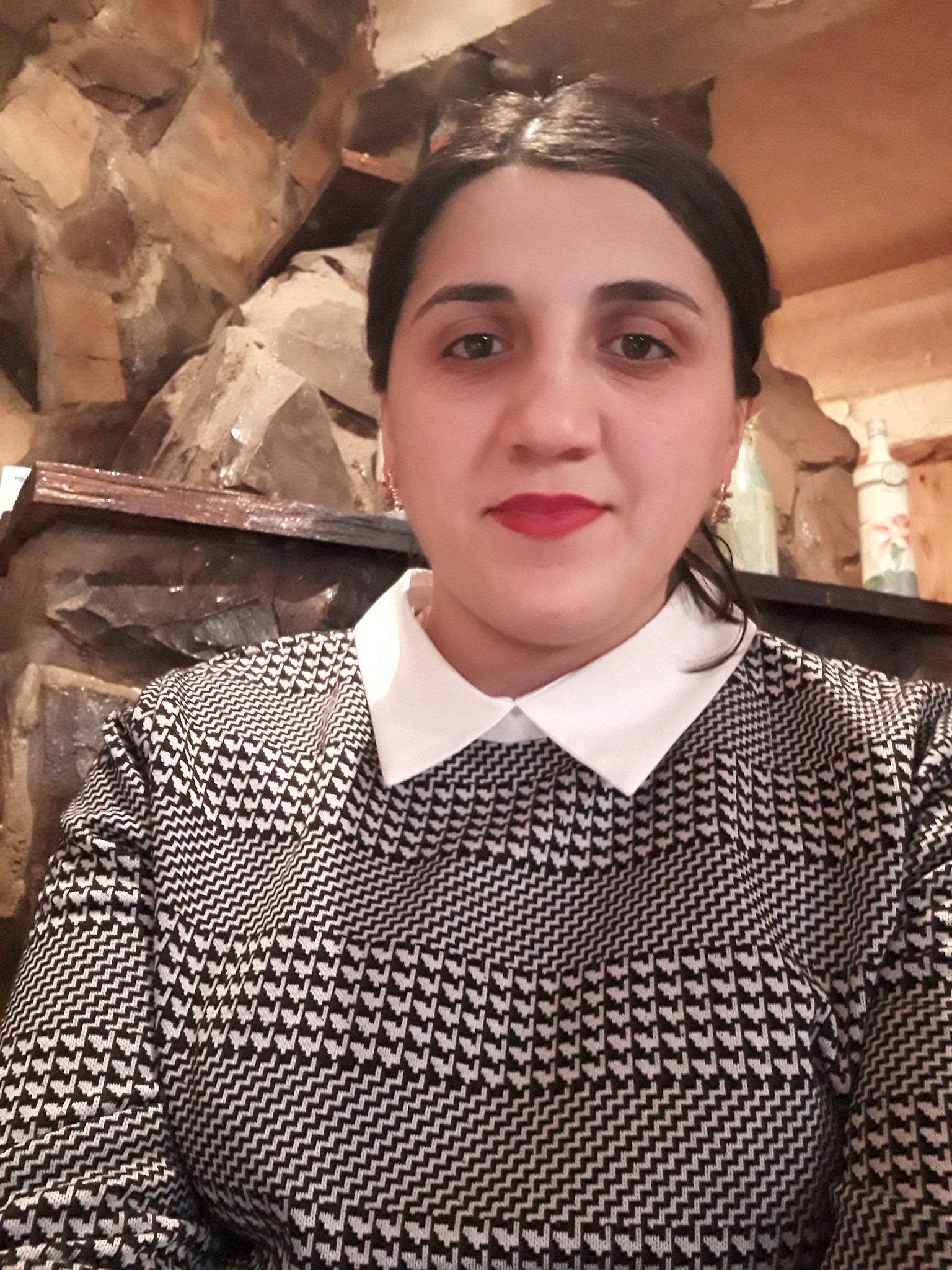 მანანა იაკობიძე